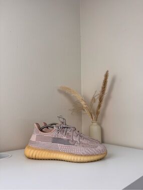 Adidas Yeezy Boost 350 V2 Synth – US 11.5 / EU 46